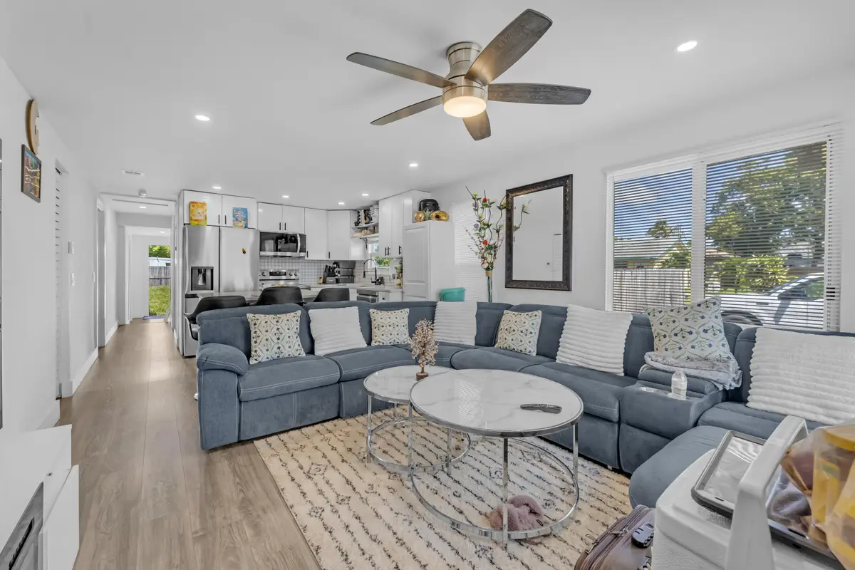 621 NW 15th Avenue, Pompano Beach, FL 33069 - #1