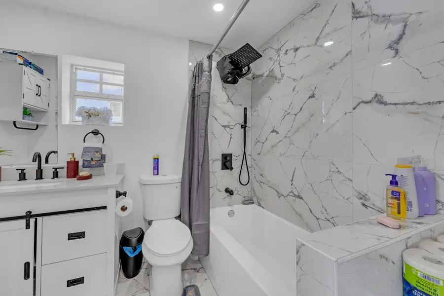 621 NW 15th Avenue, Pompano Beach, FL 33069 - #2