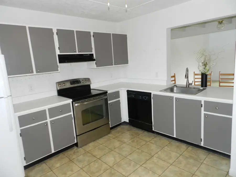 1110 E Lakeview Dr Drive E, Royal Palm Beach, FL 33411 - #3