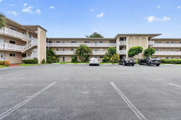 2770 S Garden Dr S #303, Lake Worth, FL 33461
