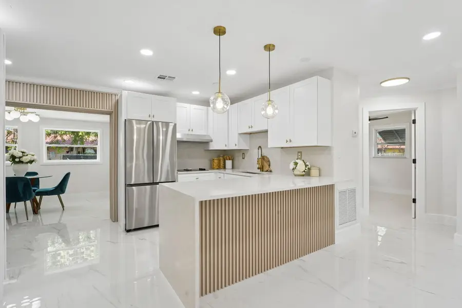 1527 Live Oak Drive, West Palm Beach, FL 33415 - #3