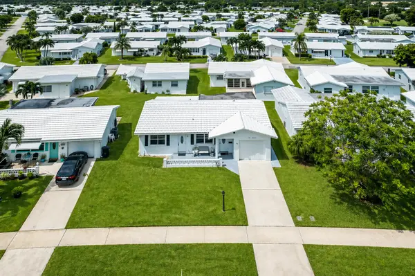 517 SW 18th Street, Boynton Beach, FL 33426