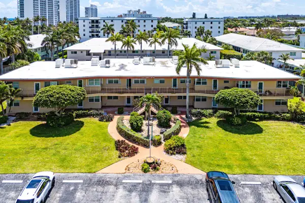 930 Osceola Drive #9, Boca Raton, FL 33432