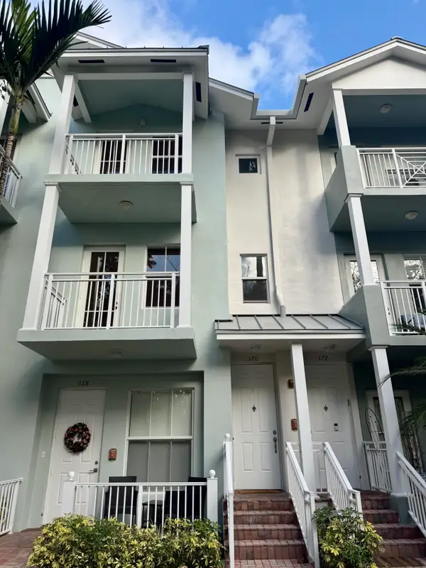 370 SW 14 Avenue, Fort Lauderdale, FL 33312