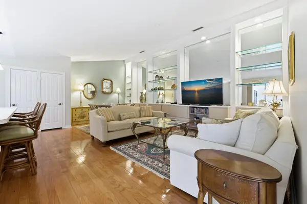 701 Silverleaf Oak Court, Palm Beach Gardens, FL 33410