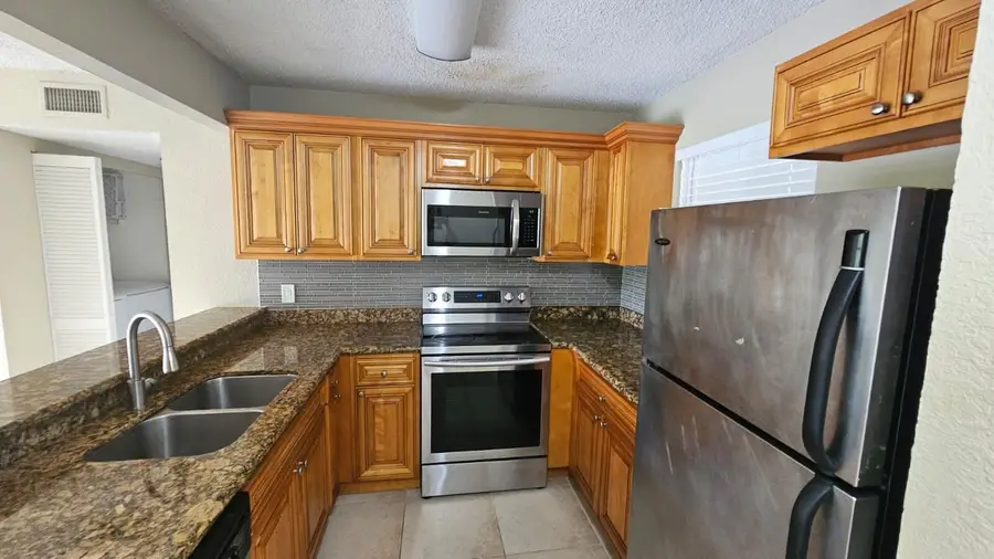 1581 Balfour Point Drive #G, West Palm Beach, FL 33411 - #2