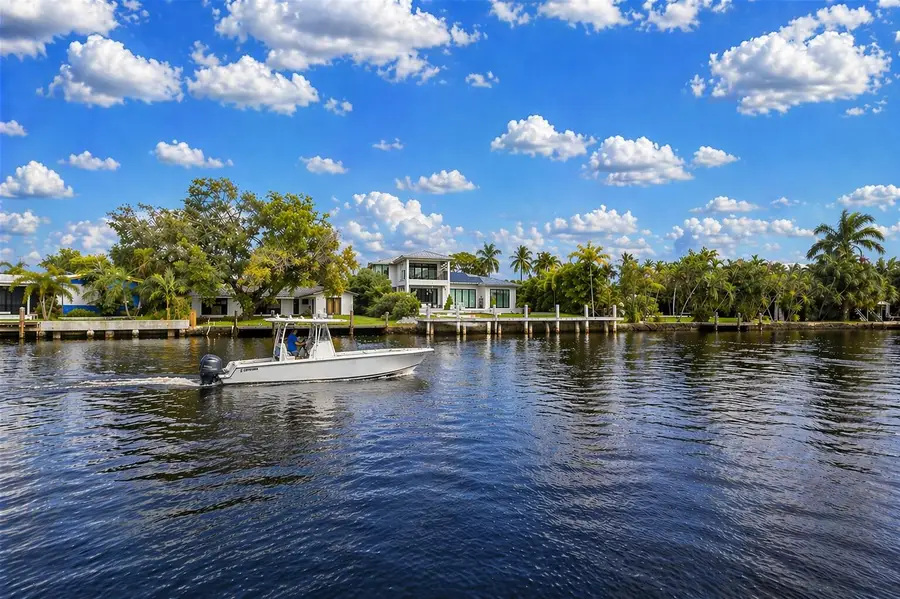 2540 NE 22nd Terrace, Fort Lauderdale, FL 33305 - #3