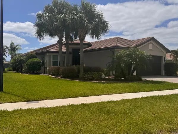 11402 SW Half Moon Lake Lane, Port St Lucie, FL 34987