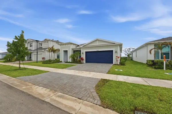 13621 SW Bally Drive, Port St Lucie, FL 34987