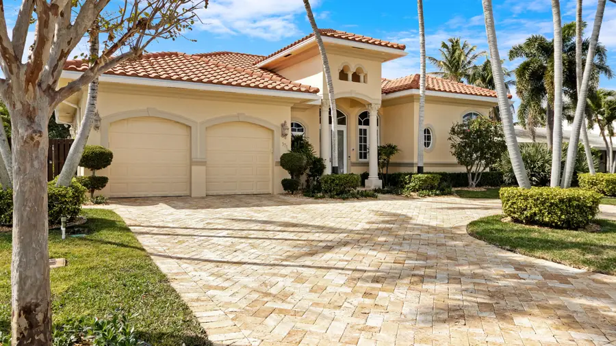 371 SE 15th Avenue, Pompano Beach, FL 33060 - #2