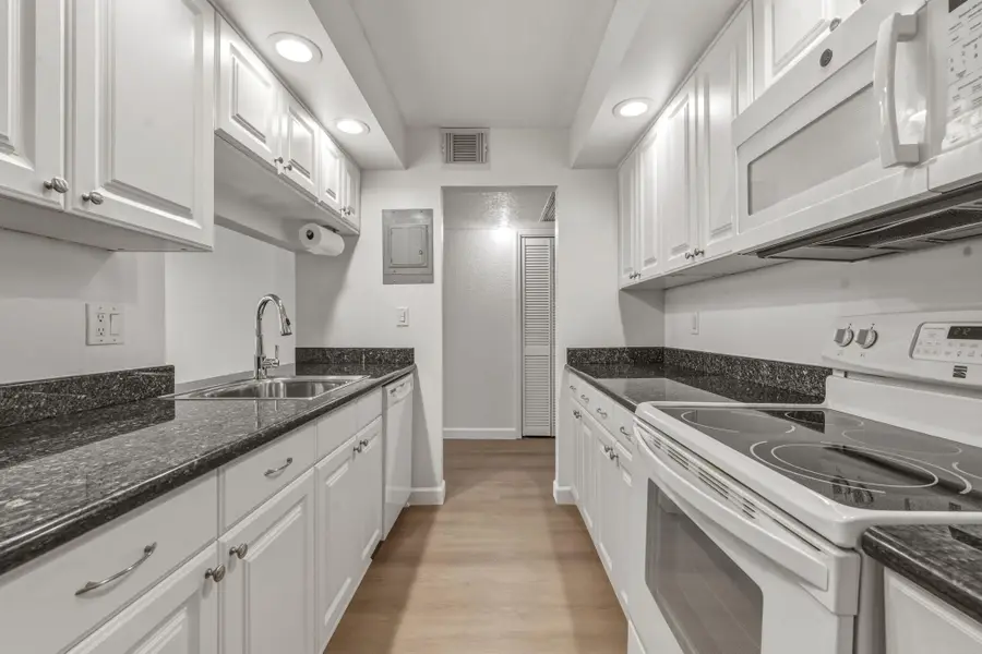 777 S Federal Highway #Rp301, Pompano Beach, FL 33062 - #3