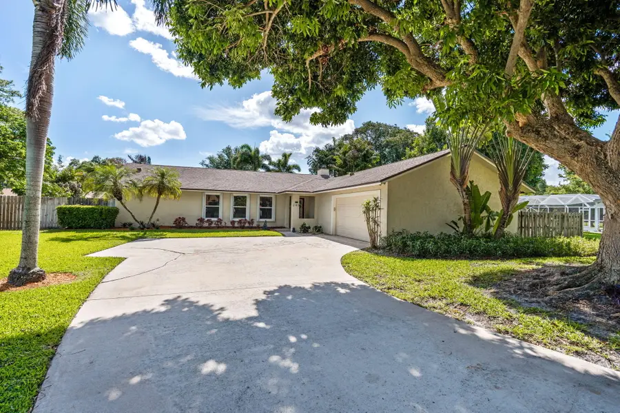 240 Sulky Way, Wellington, FL 33414 - #2