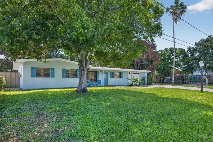 3040 Summit Street, Fort Pierce, FL 34982 - #3