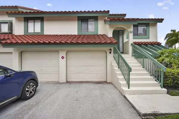 23 W Lexington Ln W #B, Palm Beach Gardens, FL 33418