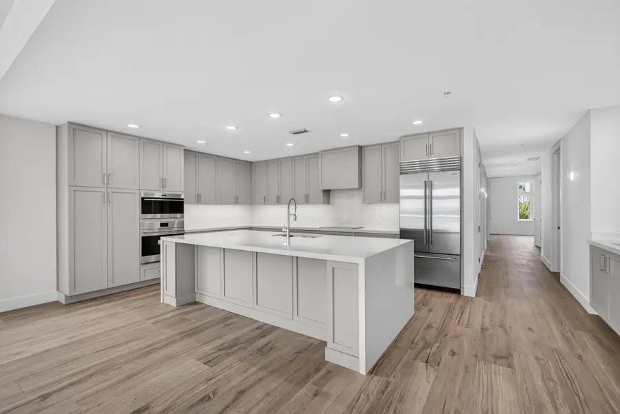 176 Lake Drive #1-302, Palm Beach Shores, FL 33404 - #2