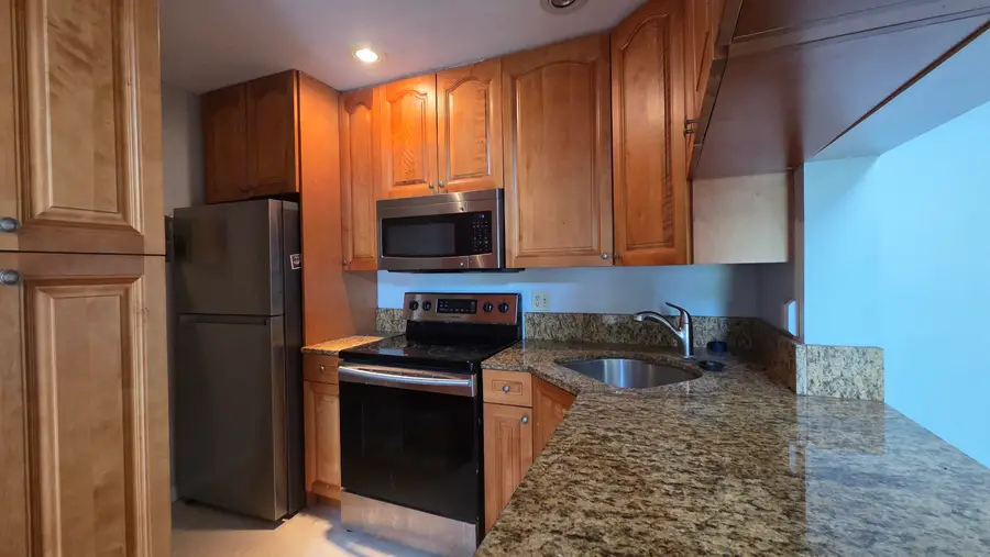 1015 Green Pine Boulevard #E3, West Palm Beach, FL 33409 - #3