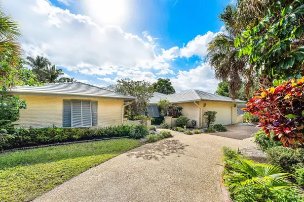 7290 Encina Lane, Boca Raton, FL 33433