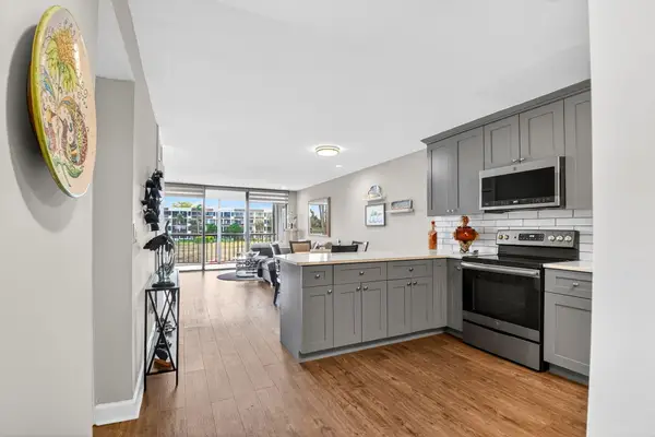 4793 Esedra Court #206, Lake Worth, FL 33467