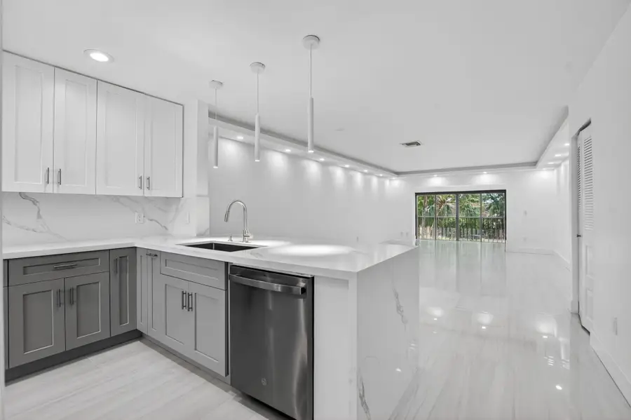 9272 Vista Del Lago #28f, Boca Raton, FL 33428 - #2