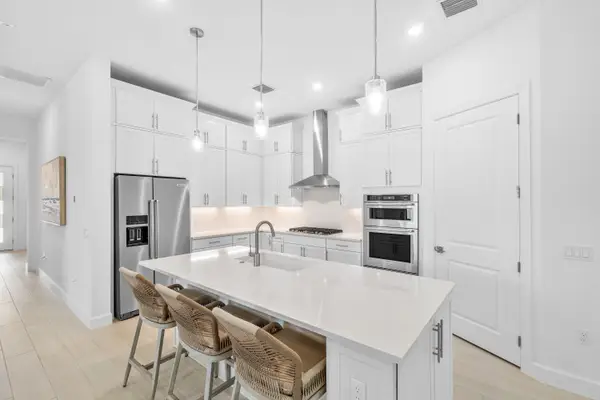 9303 Cape Honey Bee Lane, Lake Worth, FL 33467