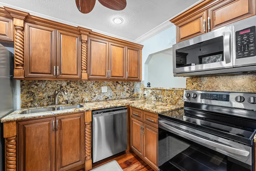 139 Sparrow #4b, Royal Palm Beach, FL 33411 - #3