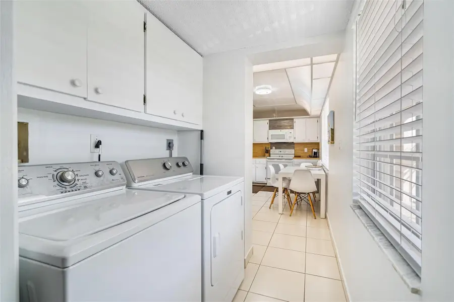 3705 Oaks Way, Pompano Beach, FL 33069 - #2