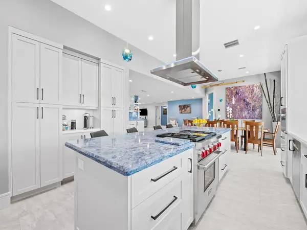 2754 NE 31st Court, Lighthouse Point, FL 33064