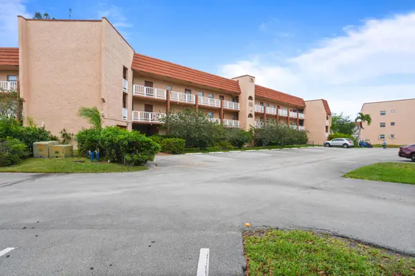 2781 N Pine Island Road #112, Sunrise, FL 33322