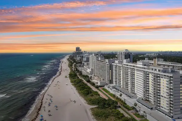 5601 Collins Avenue #1716, Miami Beach, FL 33140