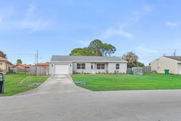 1853 SE Dranson Circle, Port St Lucie, FL 34952