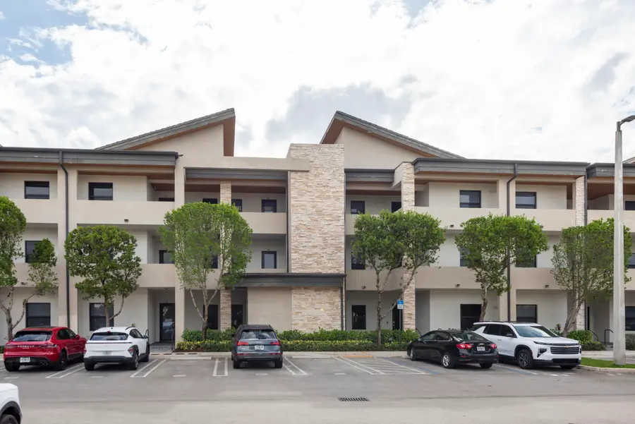7925 NW 104th Avenue #24, Doral, FL 33178 - #3
