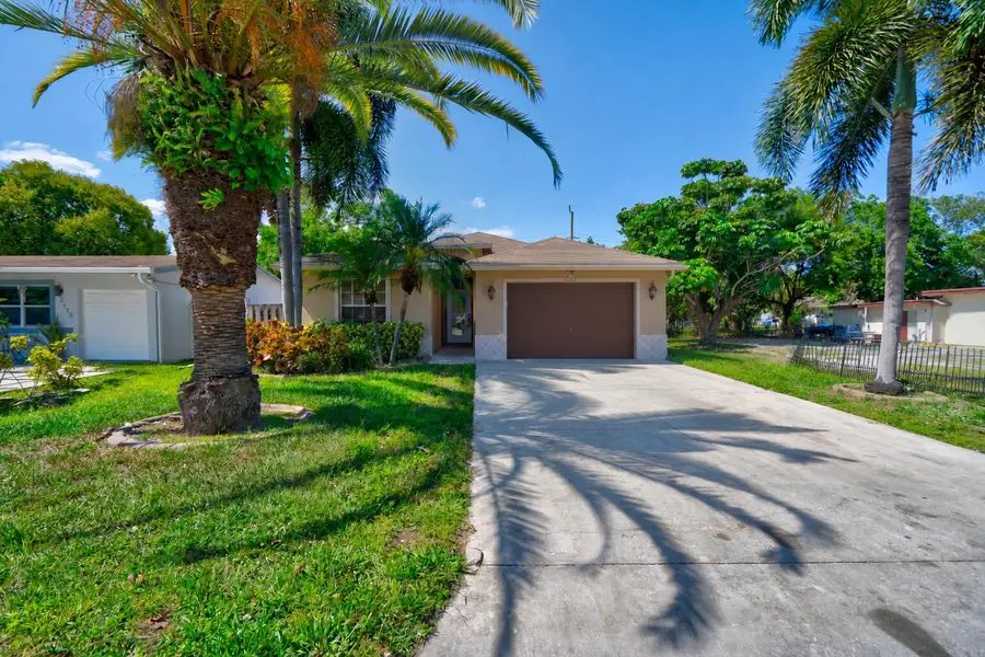 2241 NW 3rd Street, Pompano Beach, FL 33069 - #2