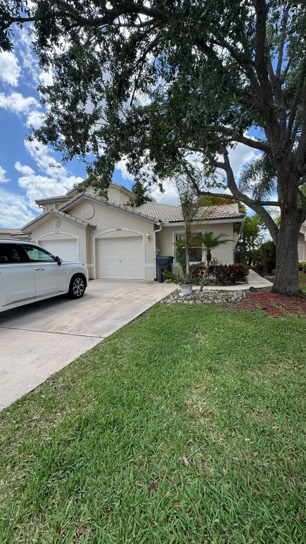 10666 Pelican Drive, Wellington, FL 33414
