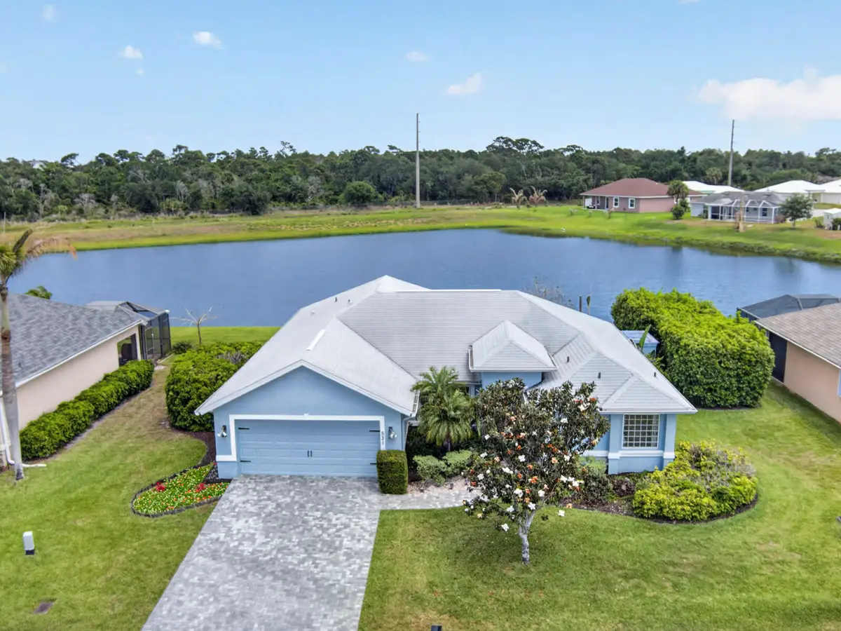 531 High Hawk Circle, Vero Beach, FL 32962 - #1