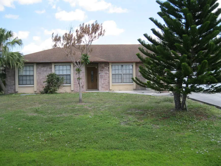 2291 SW Jay Avenue, Port Saint Lucie, FL 34953 - #2