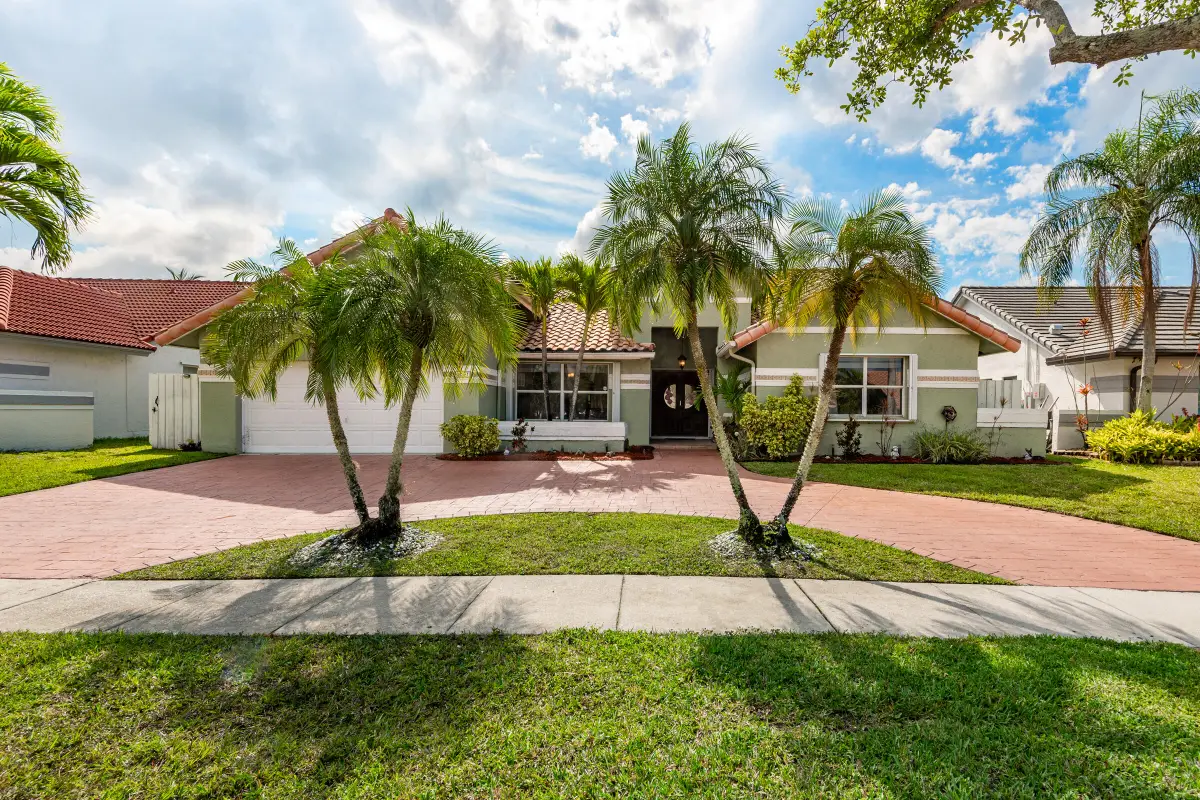 1091 NW 162nd Avenue, Pembroke Pines, FL 33028 - #1