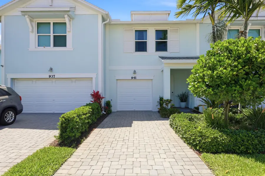 941 Seabright Avenue, West Palm Beach, FL 33413 - #2