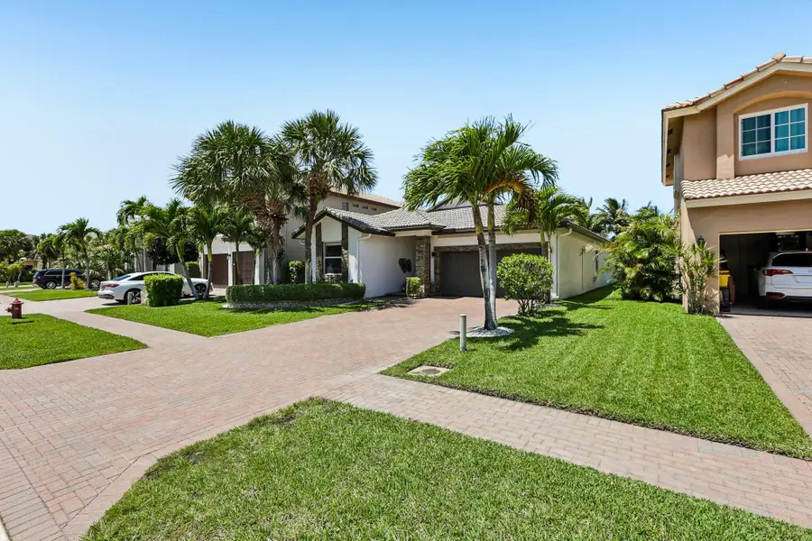 121 Bellezza Terrace, Royal Palm Beach, FL 33411 - #3