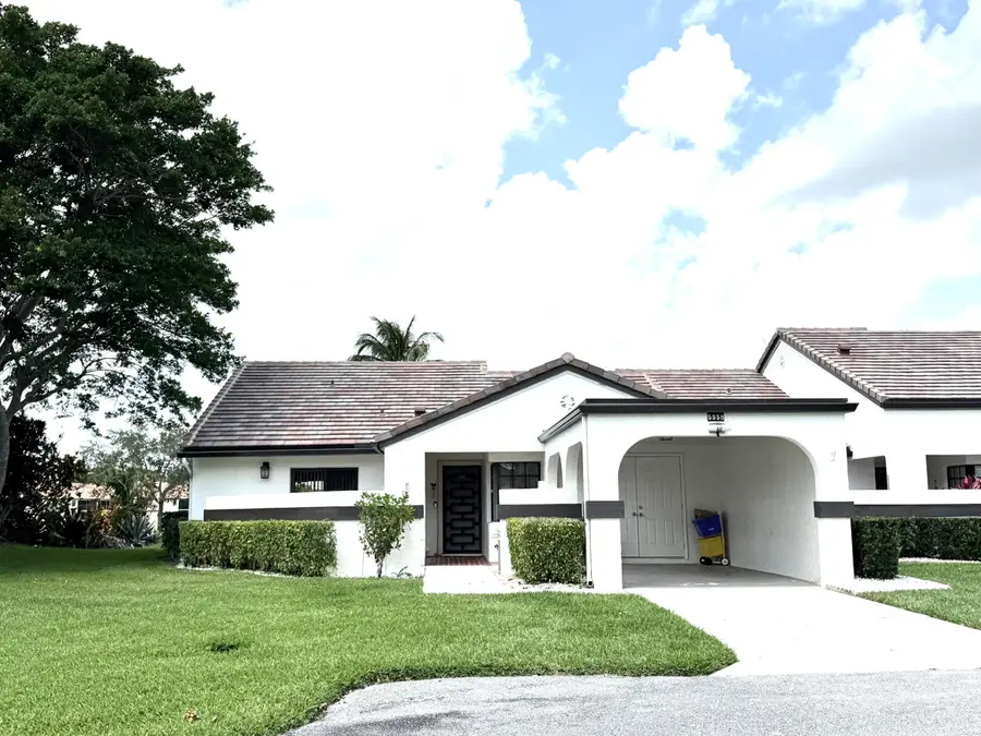 5558 Parkwalk Circle E, Boynton Beach, FL 33472 - #2