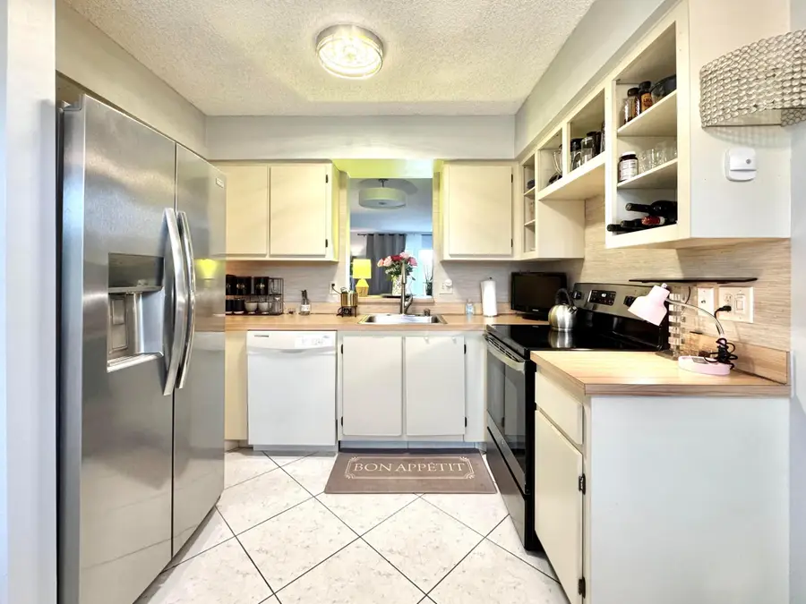 7006 Huntington Lane #306, Delray Beach, FL 33446 - #3