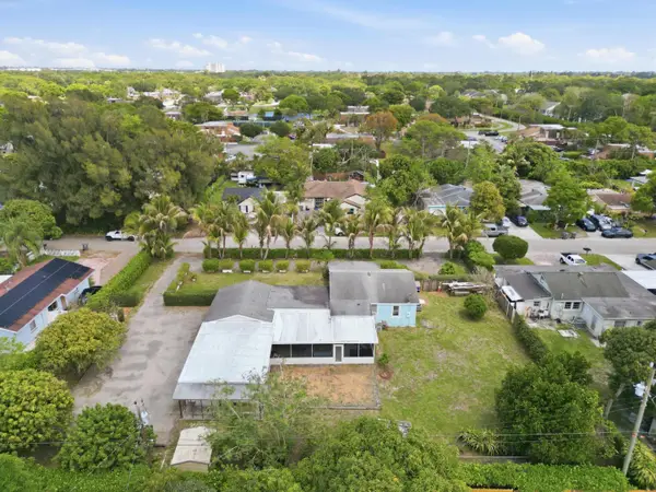 683 Mercury Street, West Palm Beach, FL 33406