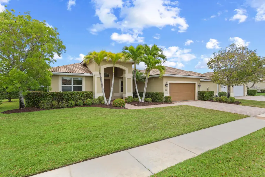 9387 Silent Oak Circle, West Palm Beach, FL 33411 - #2