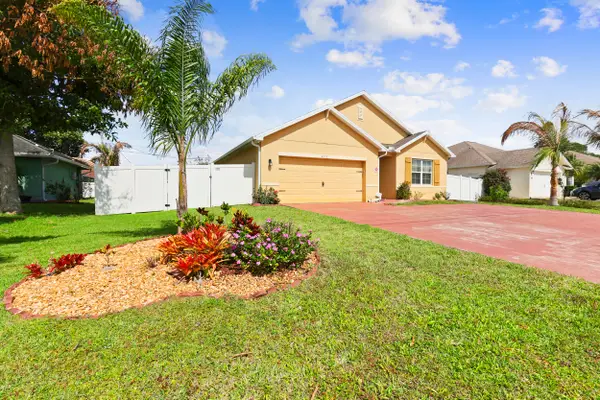 2766 SW Savona Boulevard, Port St Lucie, FL 34953