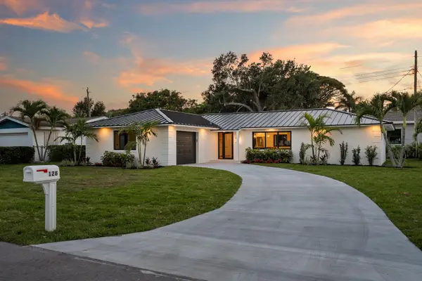 128 W Norfolk Road, Jupiter, FL 33469