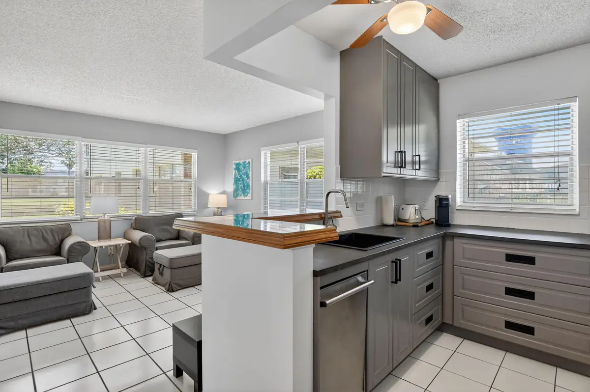 492 W Tilford, Deerfield Beach, FL 33442 - #1