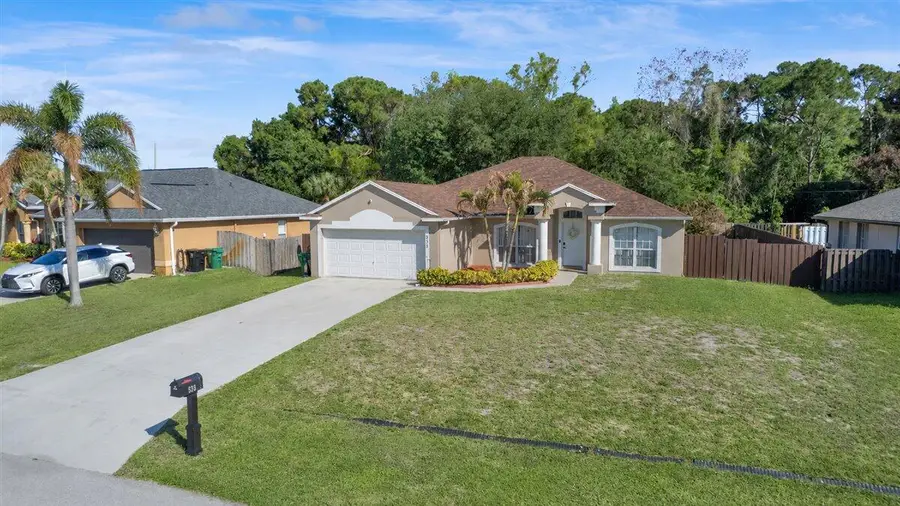 538 SW Comet Terrace, Port Saint Lucie, FL 34953 - #3