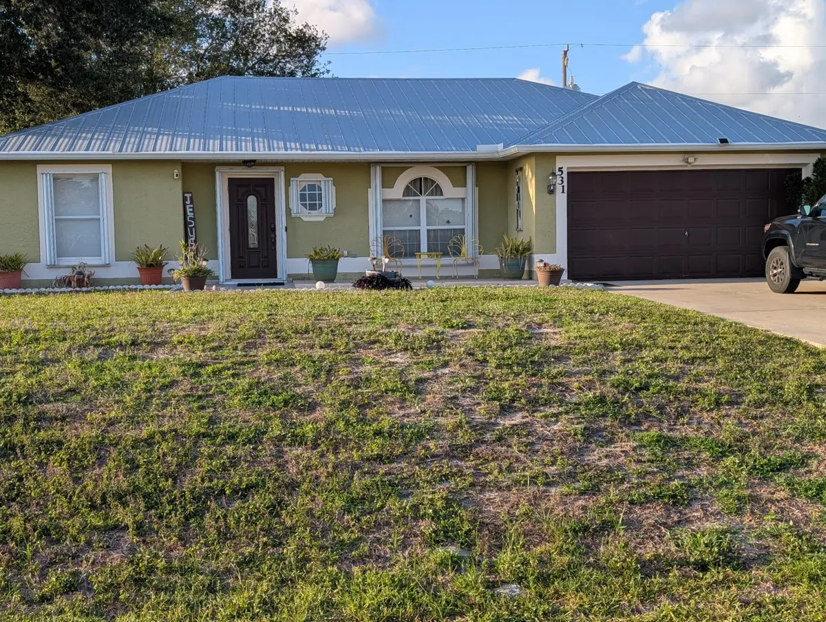 531 SW Bradshaw Circle, Port Saint Lucie, FL 34953 - #1