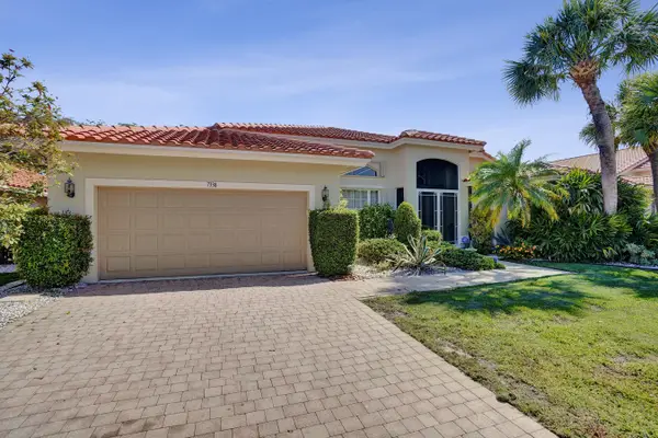 7338 Falls Road W, Boynton Beach, FL 33437