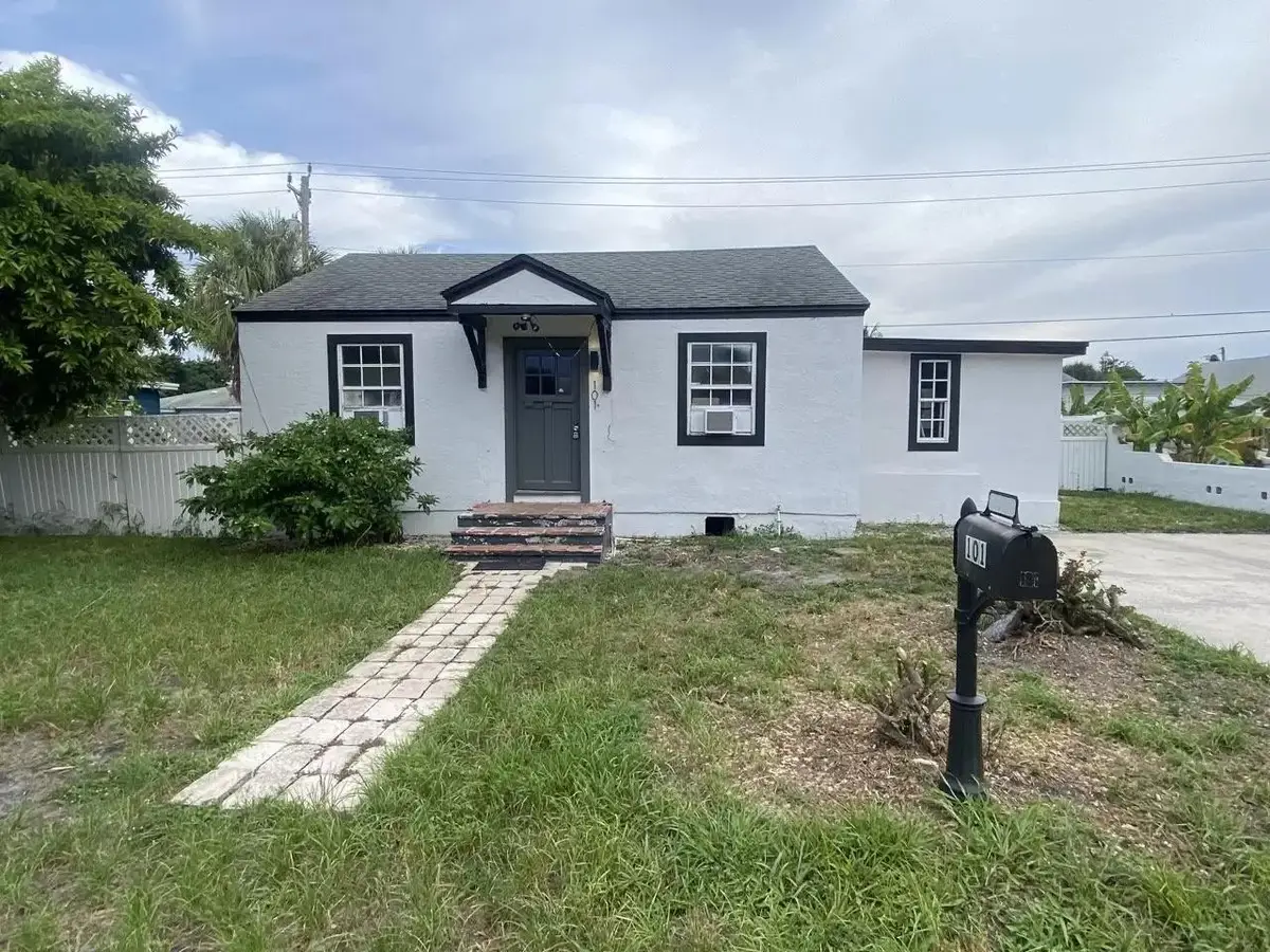 101 E 28th Street, Riviera Beach, FL 33404 - #1