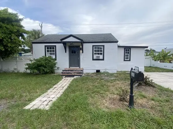 101 E 28th Street, Riviera Beach, FL 33404
